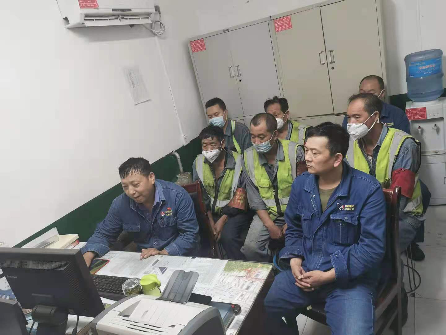 夯實班組管理，助推“安全生產萬里行”