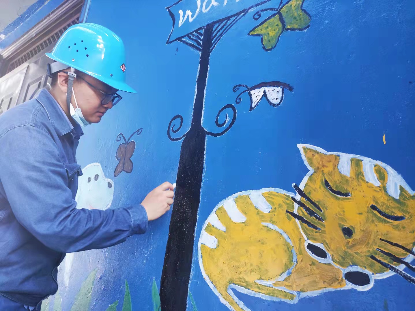 用實干精神“擦亮”前行之路 用實干精神“擦亮”前行之路