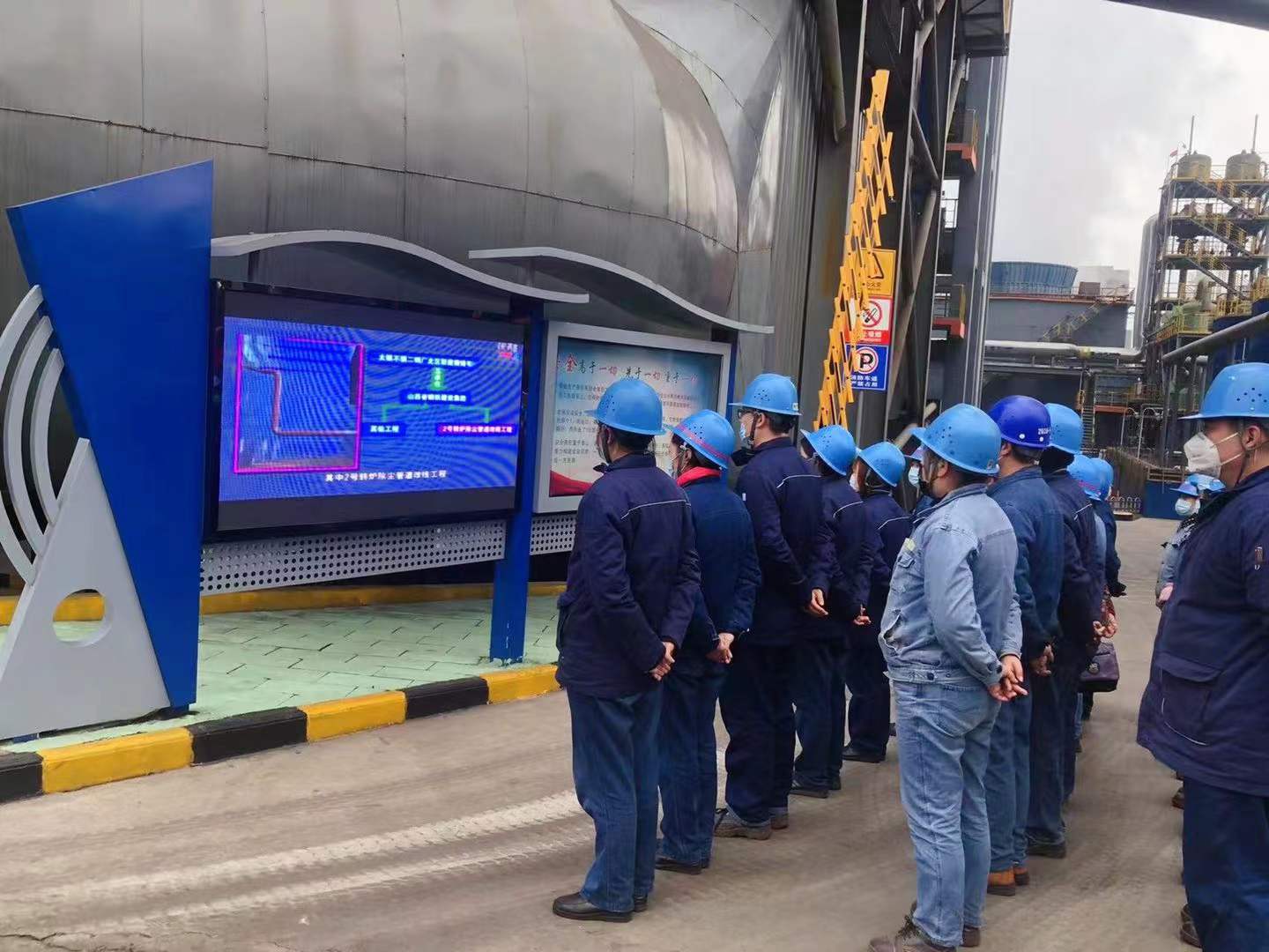 三劑“良方”壓實(shí)生產(chǎn)“安全鏈” 三劑“良方”壓實(shí)生產(chǎn)“安全鏈”