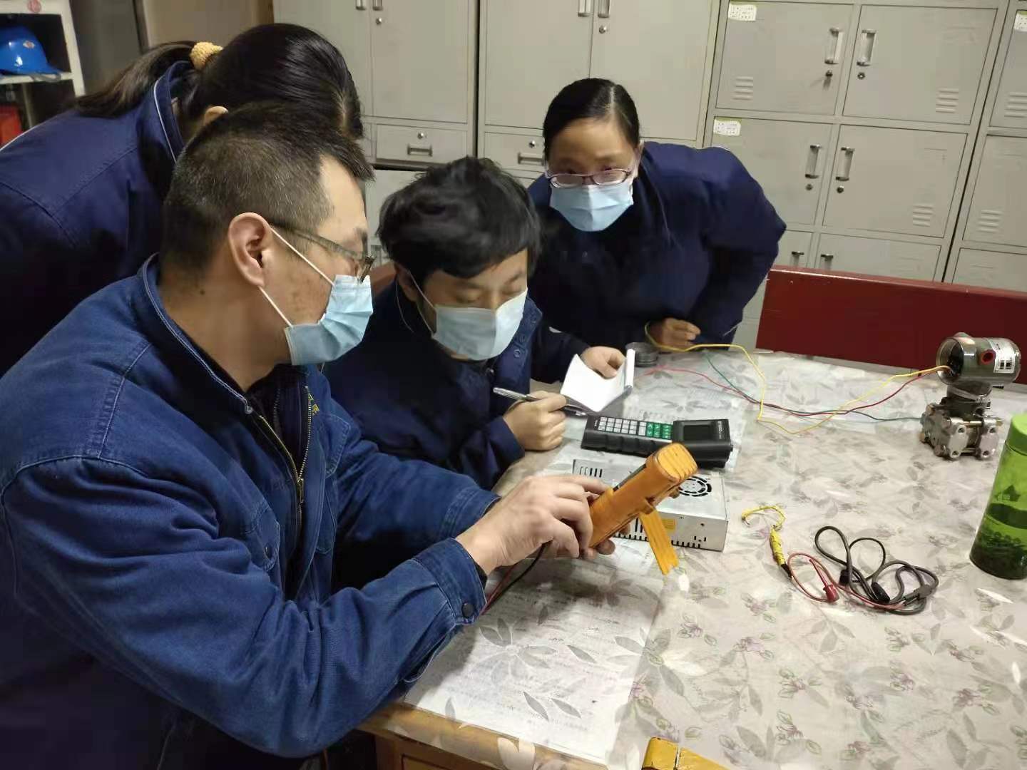 擰緊“安全閥”,打贏“收官戰(zhàn)” 擰緊“安全閥”,打贏“收官戰(zhàn)”