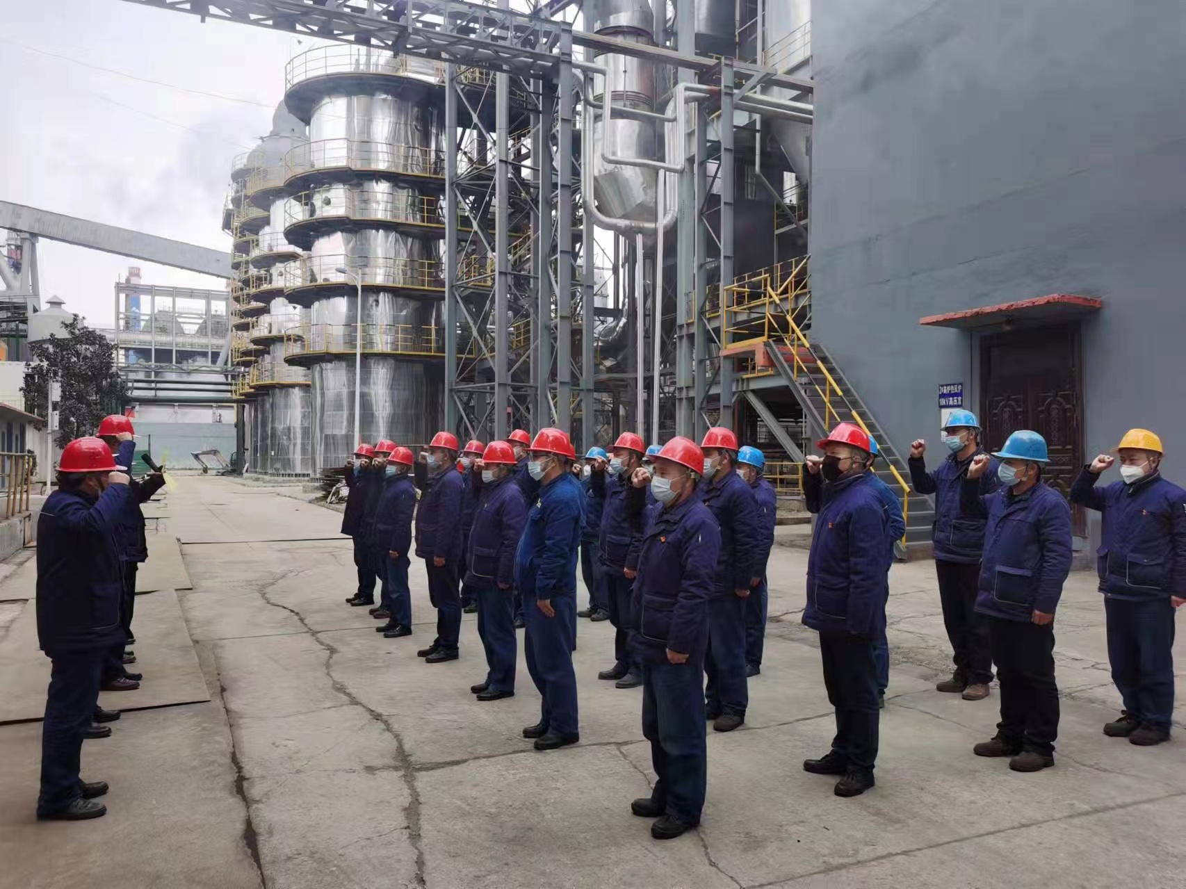 跳出“風險”誤區 贏得“安全”主動 跳出“風險”誤區 贏得“安全”主動