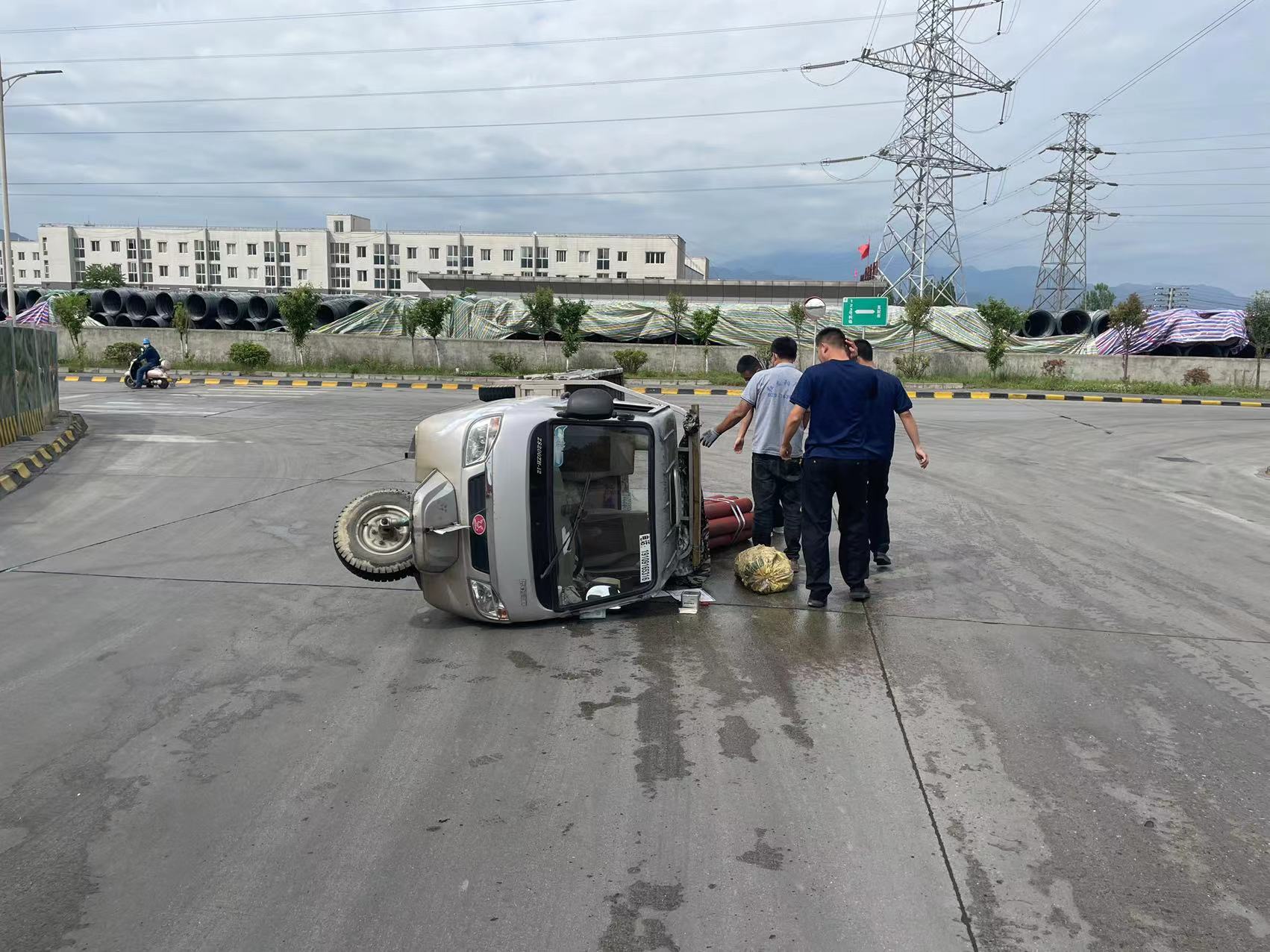 ů�����S�^һ܇�v�ȷ�����˾�������Ѳ��;�Ў�æ����