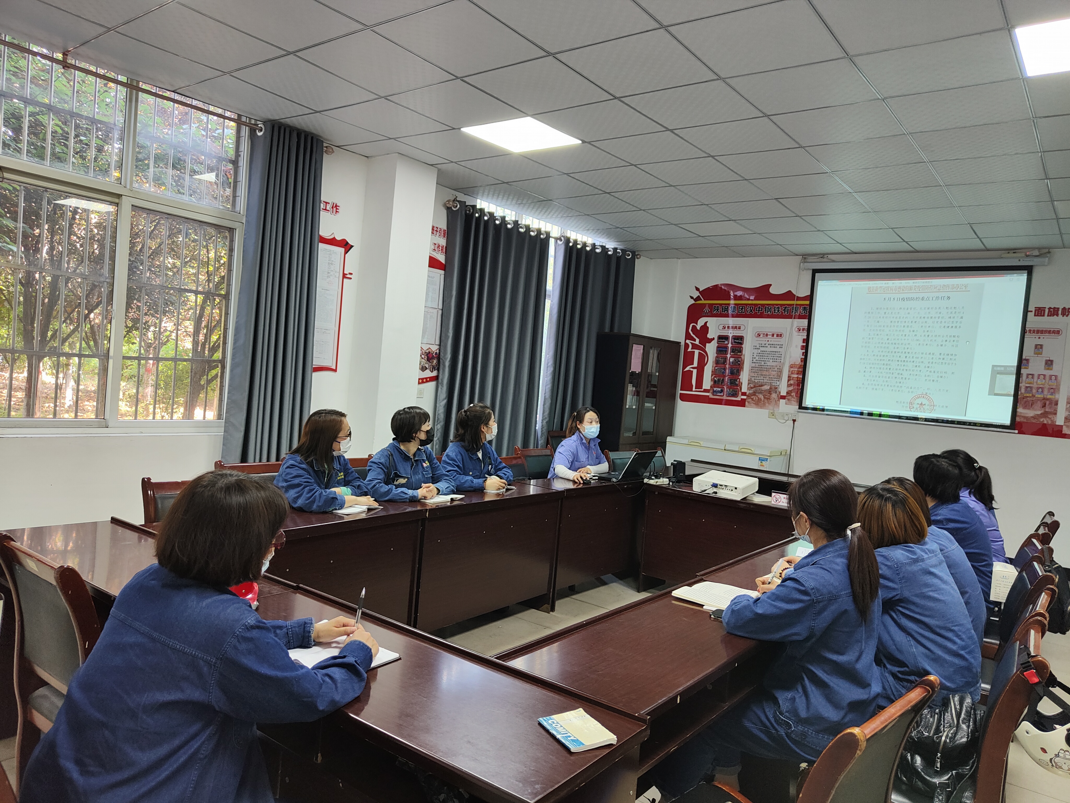 緊繃“四根弦”,堅決打贏疫情防控阻擊戰 緊繃“四根弦”,堅決打贏疫情防控阻擊戰