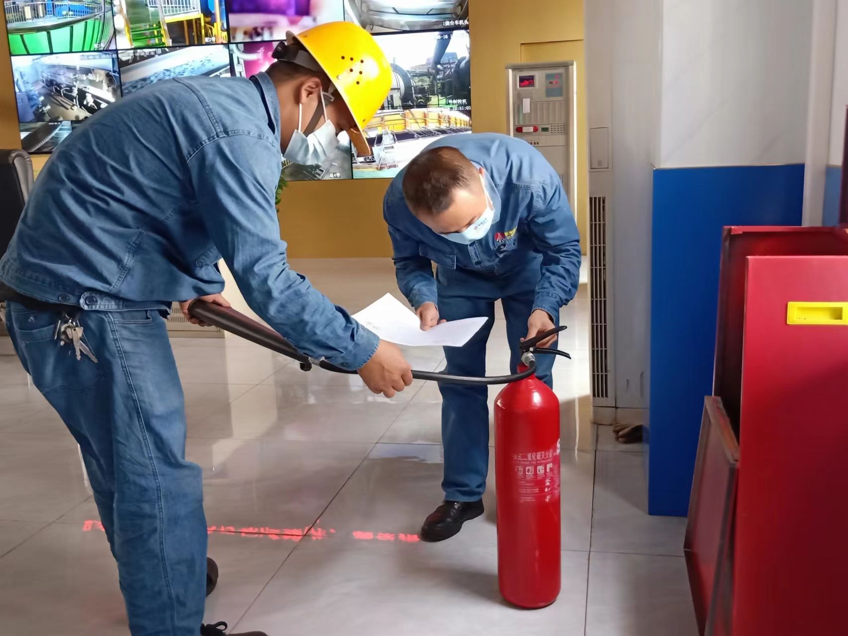 ��������ͬʩ ����(qi��ng)��ȫ����������