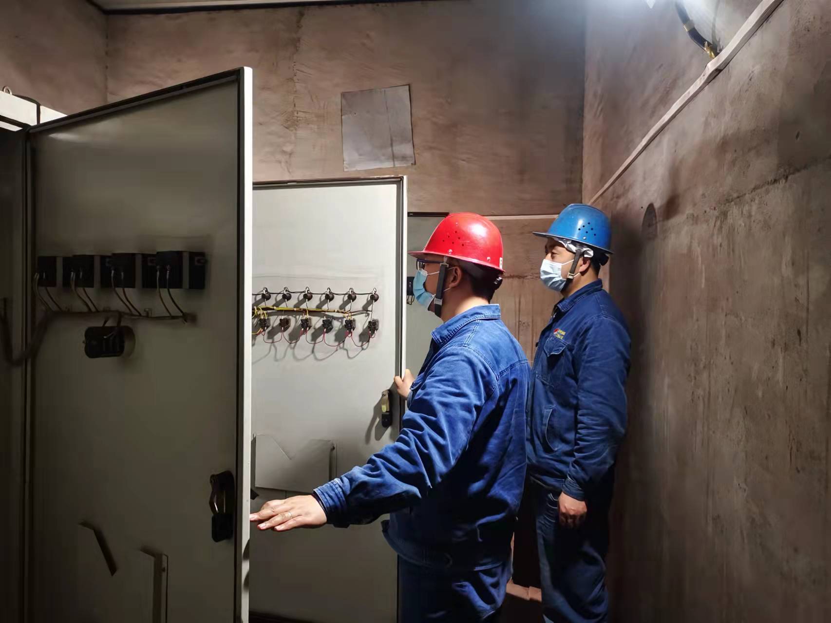 實處抓安全,明處強管理 實處抓安全,明處強管理