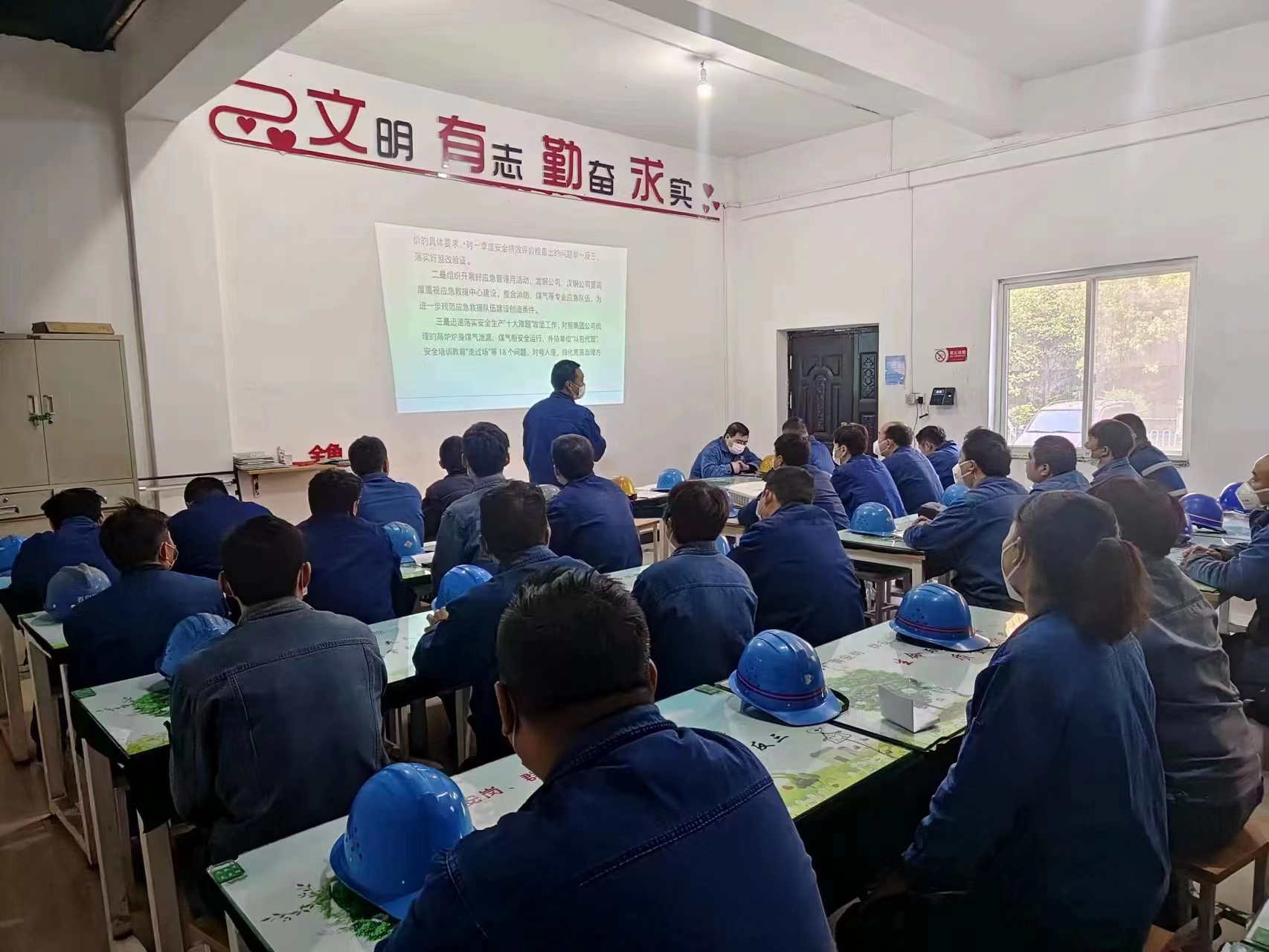 “青藍相繼”激活人才發展新動能