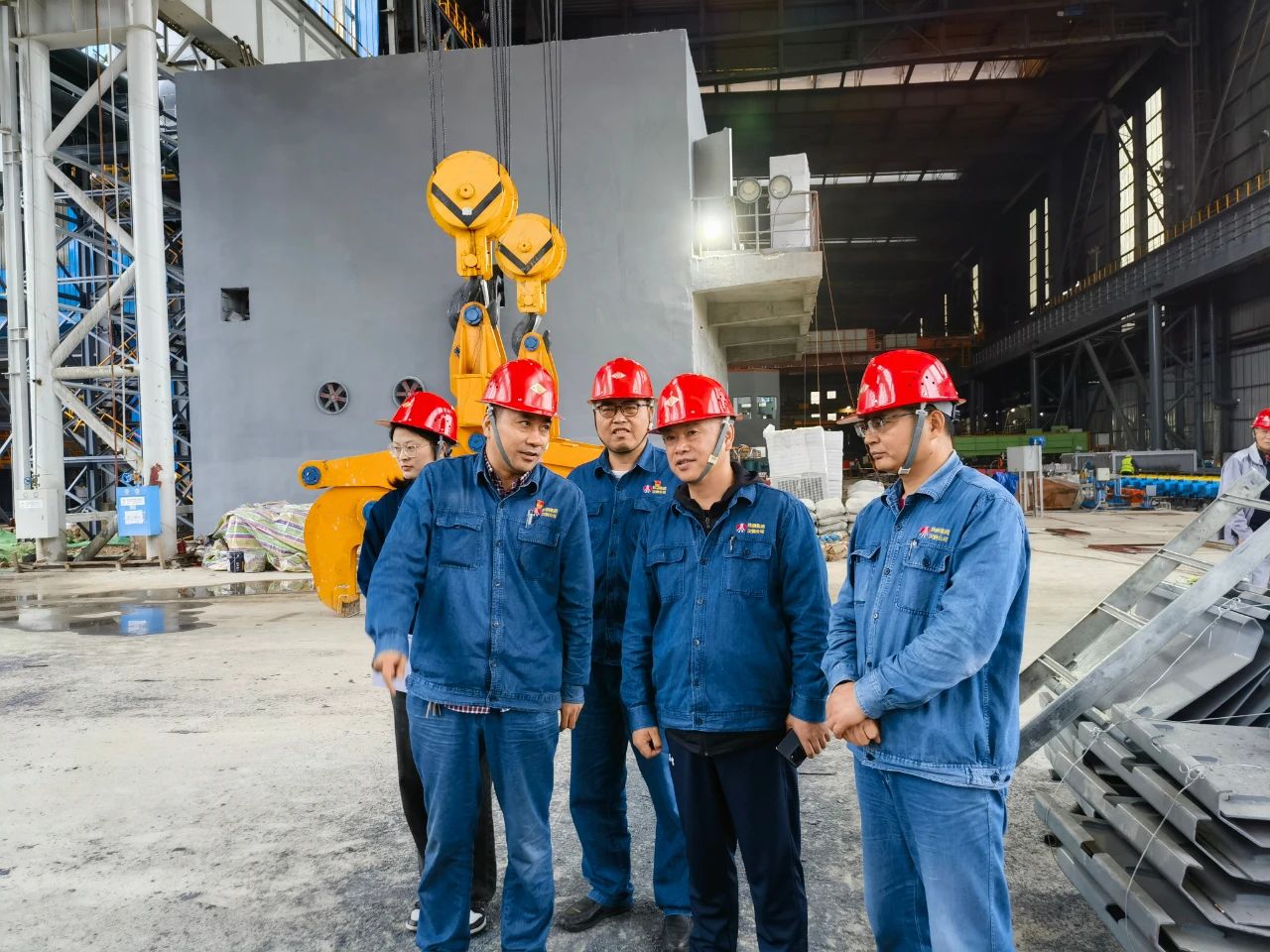 謝巍帶隊(duì)開展節(jié)中安全檢查 謝巍帶隊(duì)開展節(jié)中安全檢查