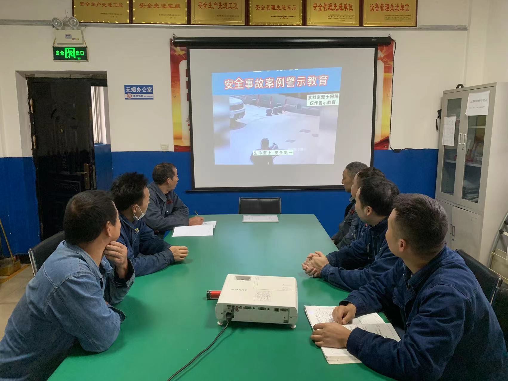 �Aע�����顱 �Ĳ���ͣ