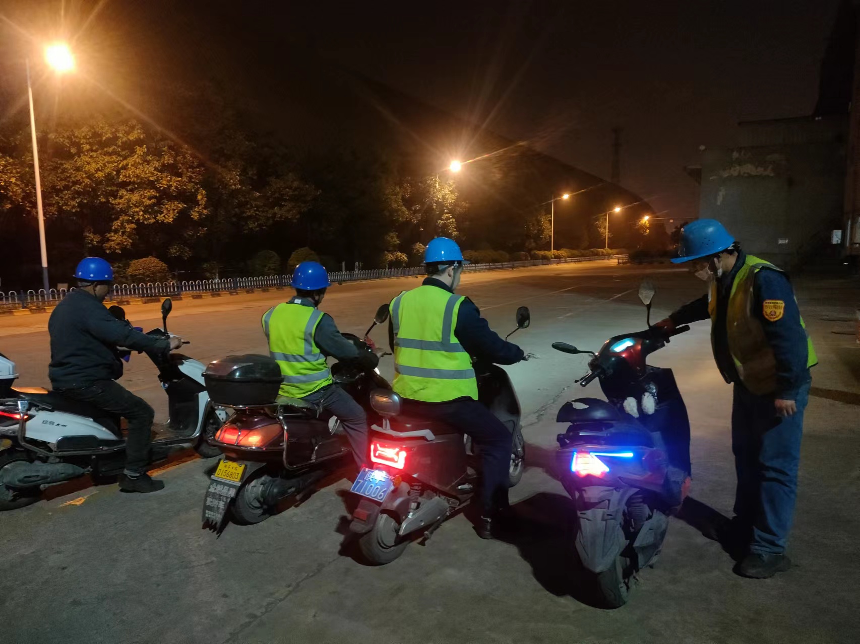 �R�����������T�Ͱ�ȫ����