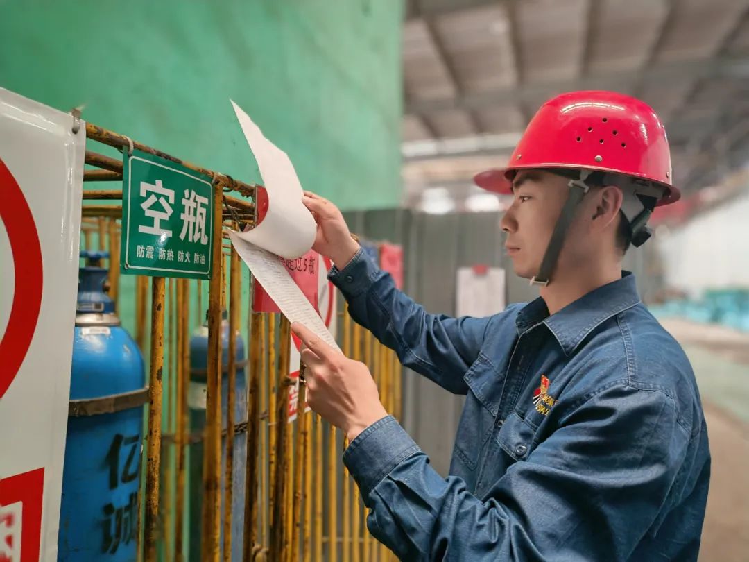 置頂“關(guān)鍵核心” 為安全生產(chǎn)帶來“風(fēng)調(diào)雨順” 置頂“關(guān)鍵核心” 為安全生產(chǎn)帶來“風(fēng)調(diào)雨順”