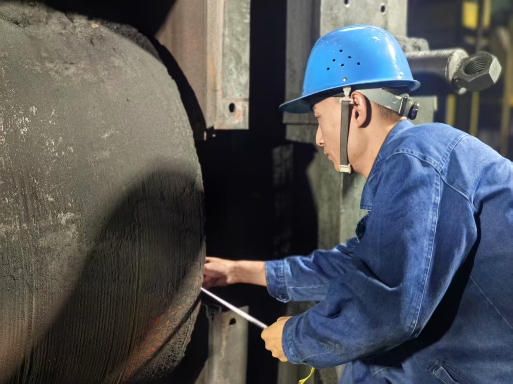 設(shè)備“煥新”解頑疾!他們憑自主改造交出降本增效亮眼答卷 設(shè)備“煥新”解頑疾!他們憑自主改造交出降本增效亮眼答卷