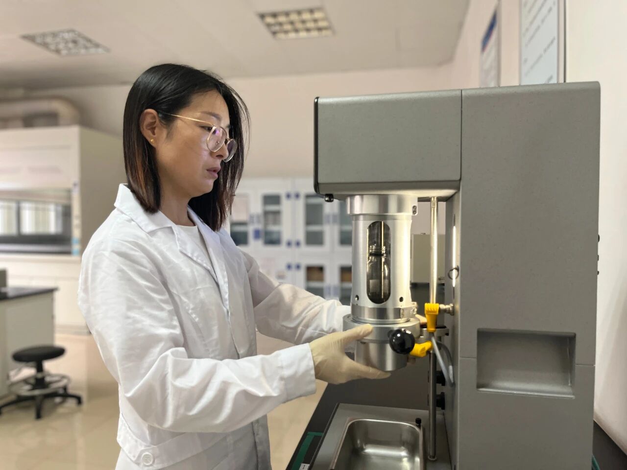 “三線”并進促發展 “三線”并進促發展