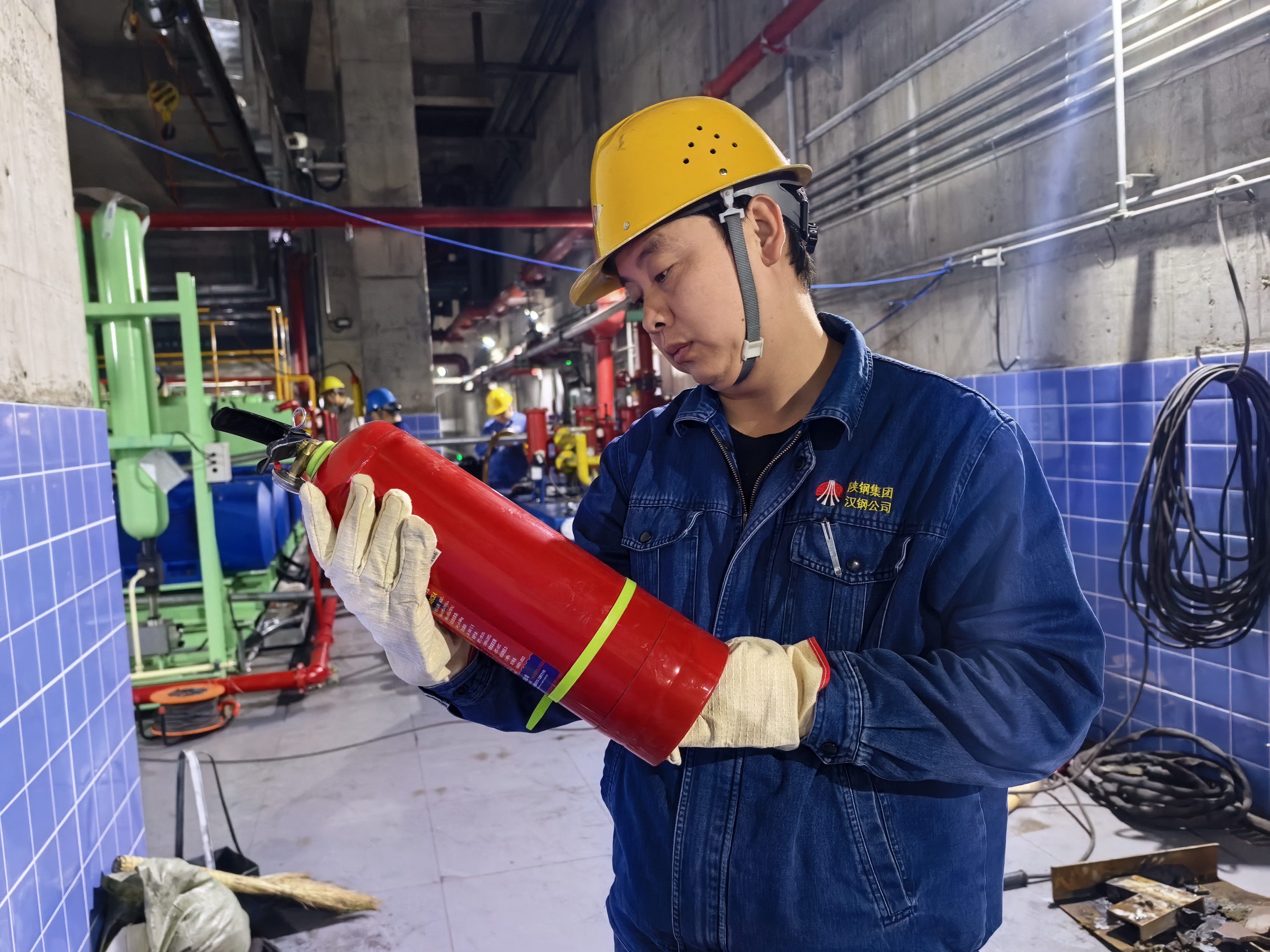 我們的安全“關鍵詞” 聽軋鋼人奮戰四季度的“守護故事” 我們的安全“關鍵詞” 聽軋鋼人奮戰四季度的“守護故事”