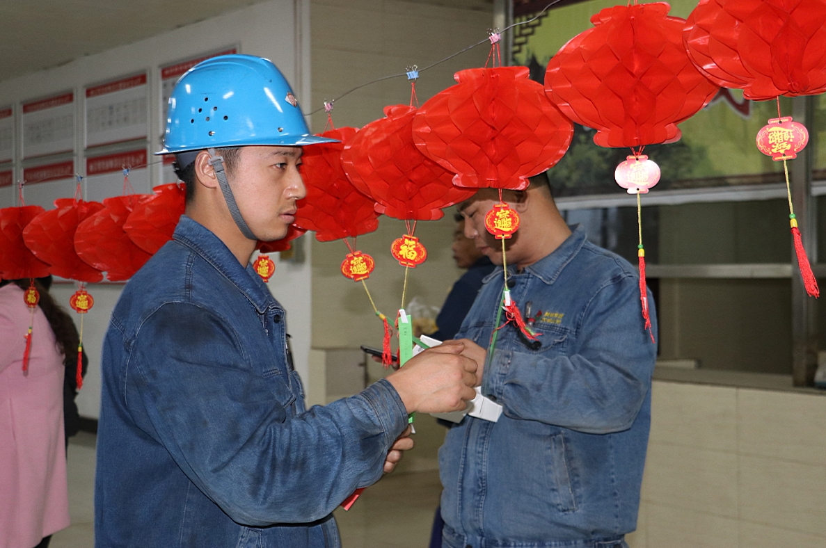 ���F(tu��n)����(d��ng)�B(t��i)����˾�F(tu��n)ί�e�k���cԪ�������i�����(d��ng)