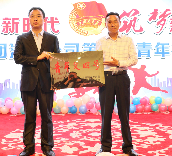 ����r�������������̡����h䓹�˾������������ִ�ِ�ɹ��e�k