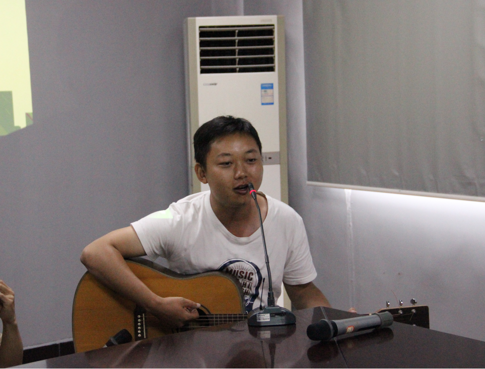 【基層動態】以心迎新 不忘初心 筑夢前行 ——軋鋼廠舉行2019年大學生新工入職歡迎會 【基層動態】以心迎新 不忘初心 筑夢前行 ——軋鋼廠舉行2019年大學生新工入職歡迎會