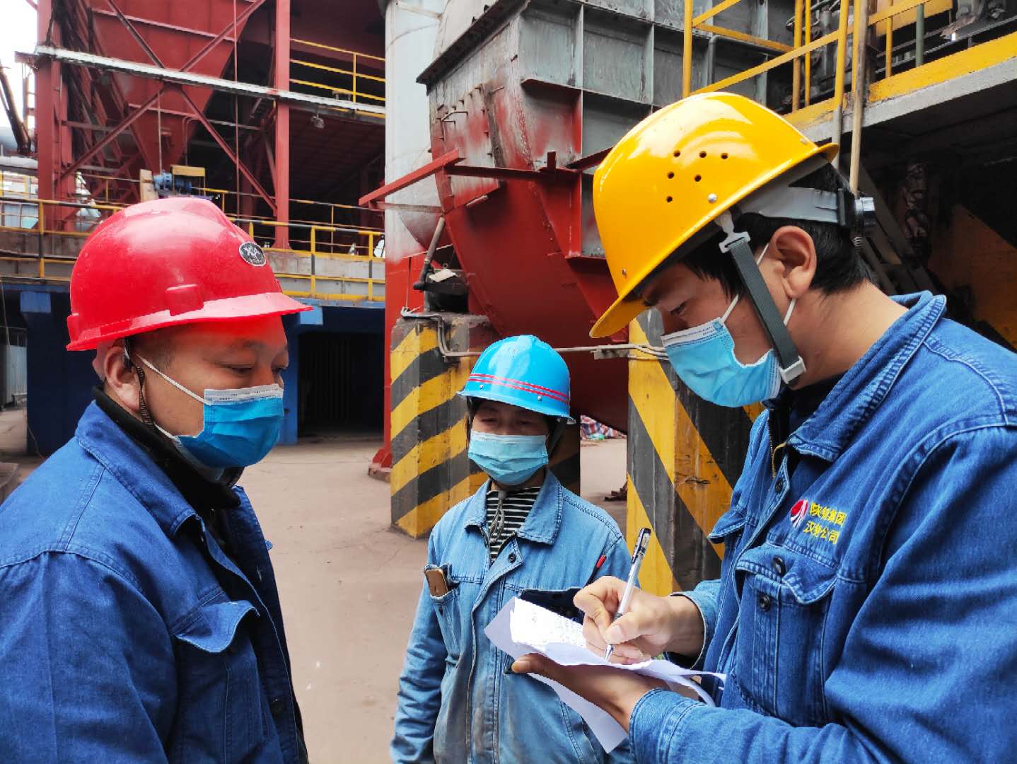 多渠道促“百日安全”活動落地生根 多渠道促“百日安全”活動落地生根