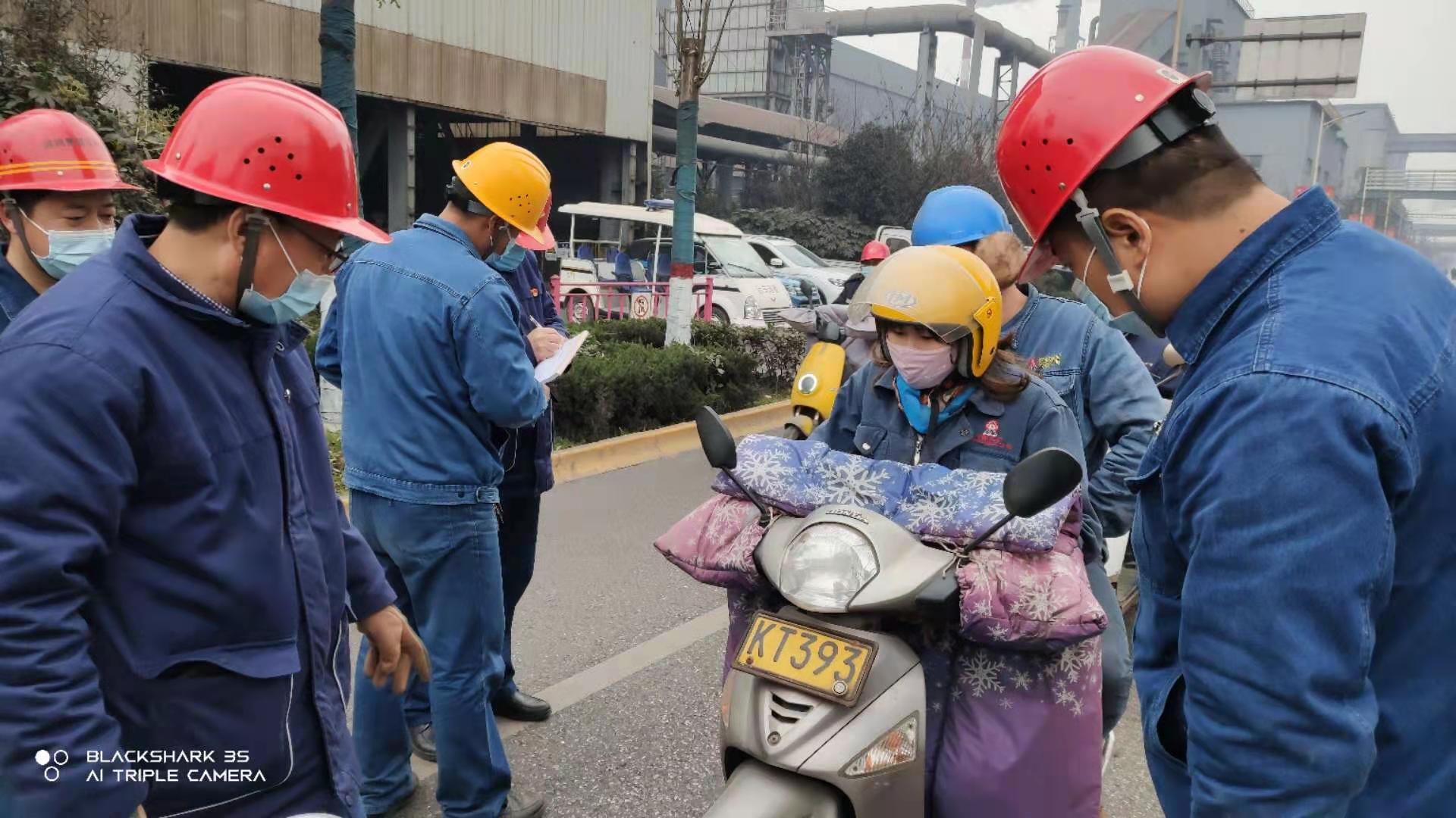緊繃“安全弦”唱好“安全曲” 緊繃“安全弦”唱好“安全曲”